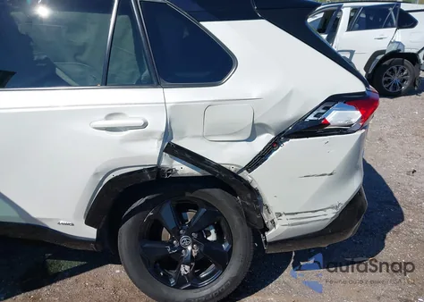 2021 Toyota Rav4 Hybrid Xse z USA, uszkodzony, nr VIN 2T3E6RFV2MW016147